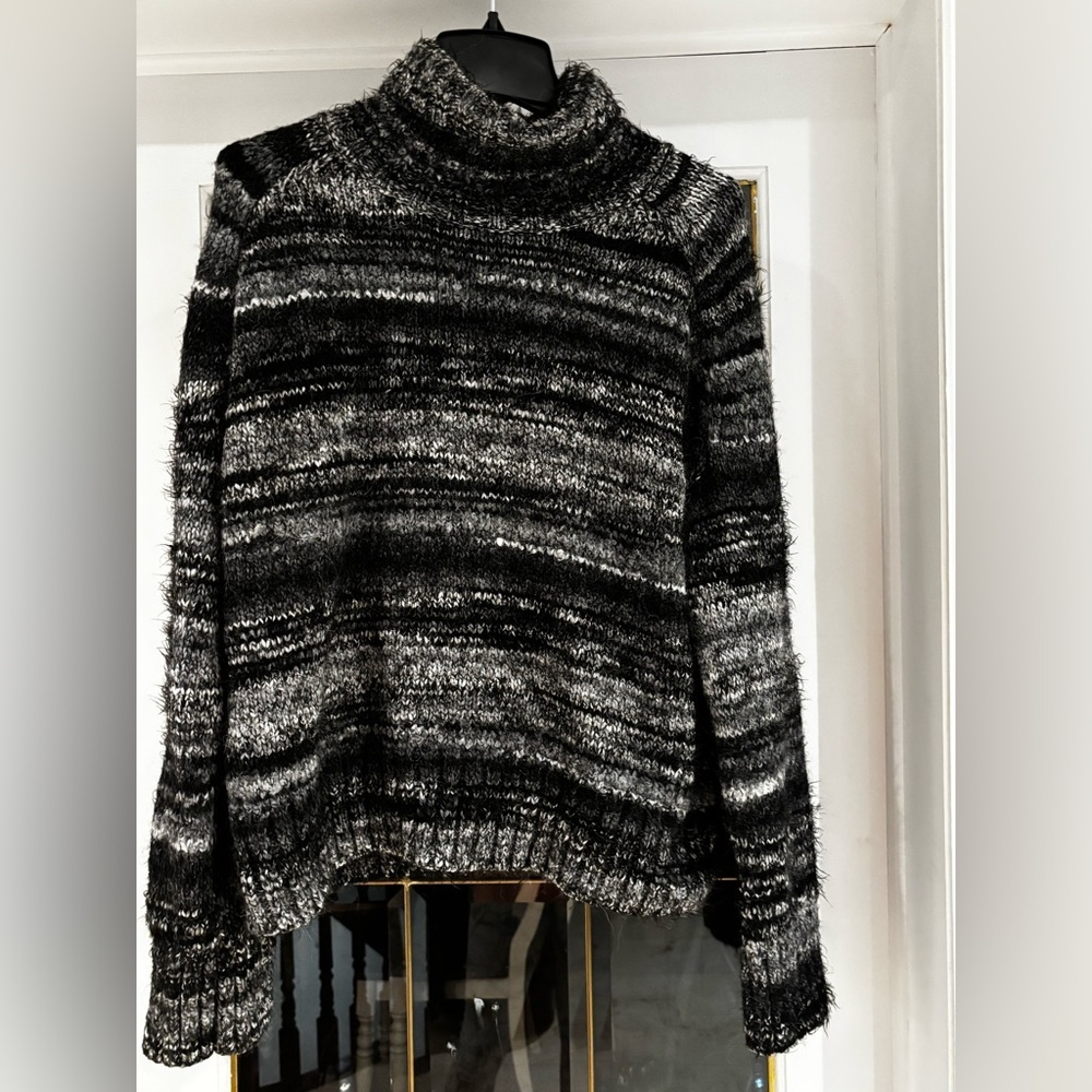 Banting Women's Black and Gray Striped Sweater Large - Picture 2 of 4